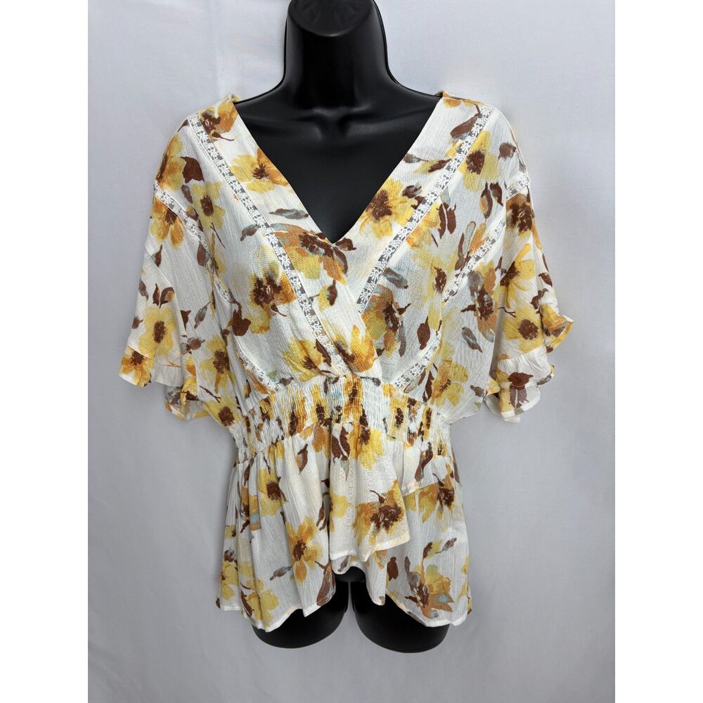 Sweet Rain Floral Surplice Top Yellow Lace Inserts Size L Blouse Batwing Sleeve